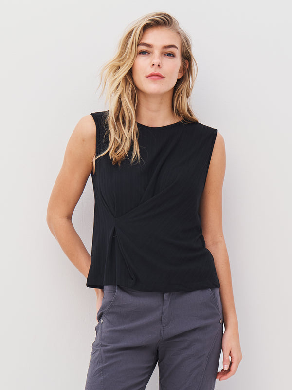 NÜ ABIHA Oberteil Tops und T-shirts Schwarz