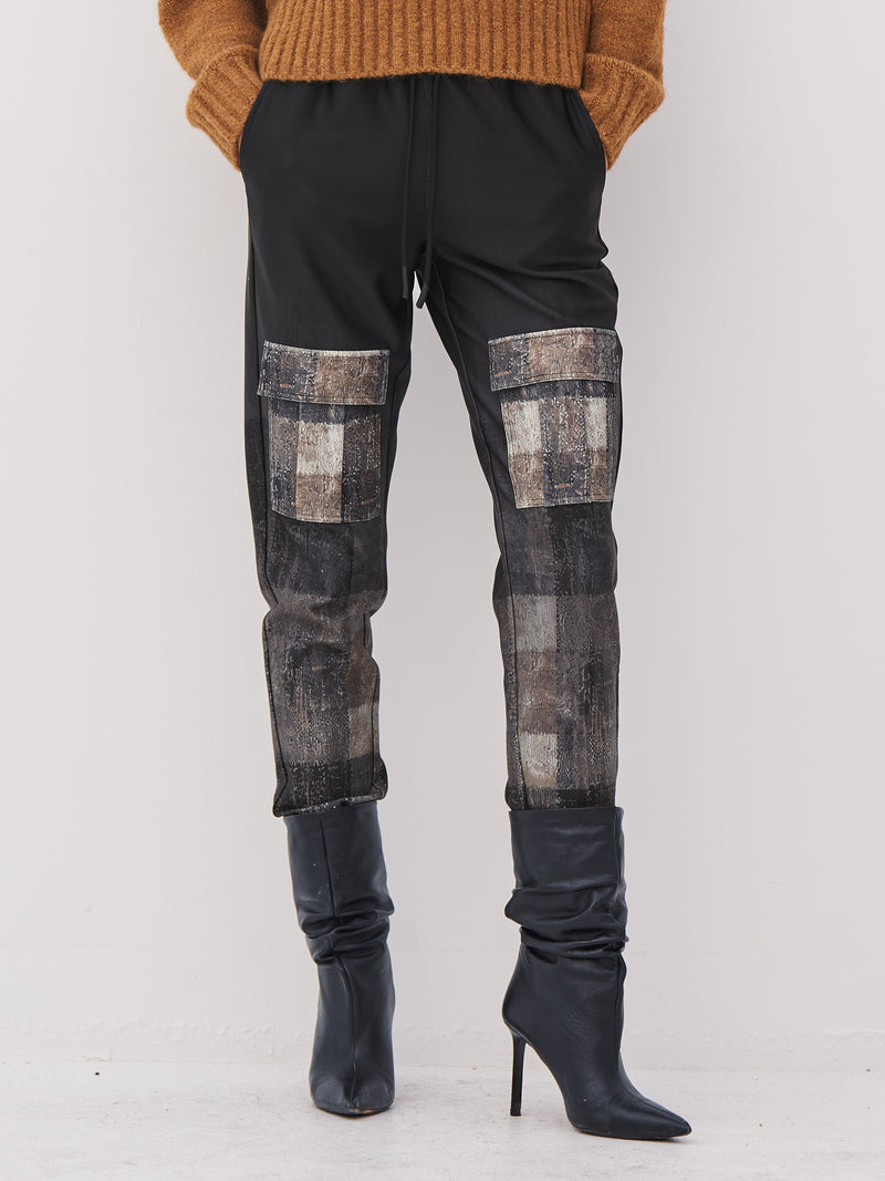 NÜ ANNA trousers Hosen Schwarz mix