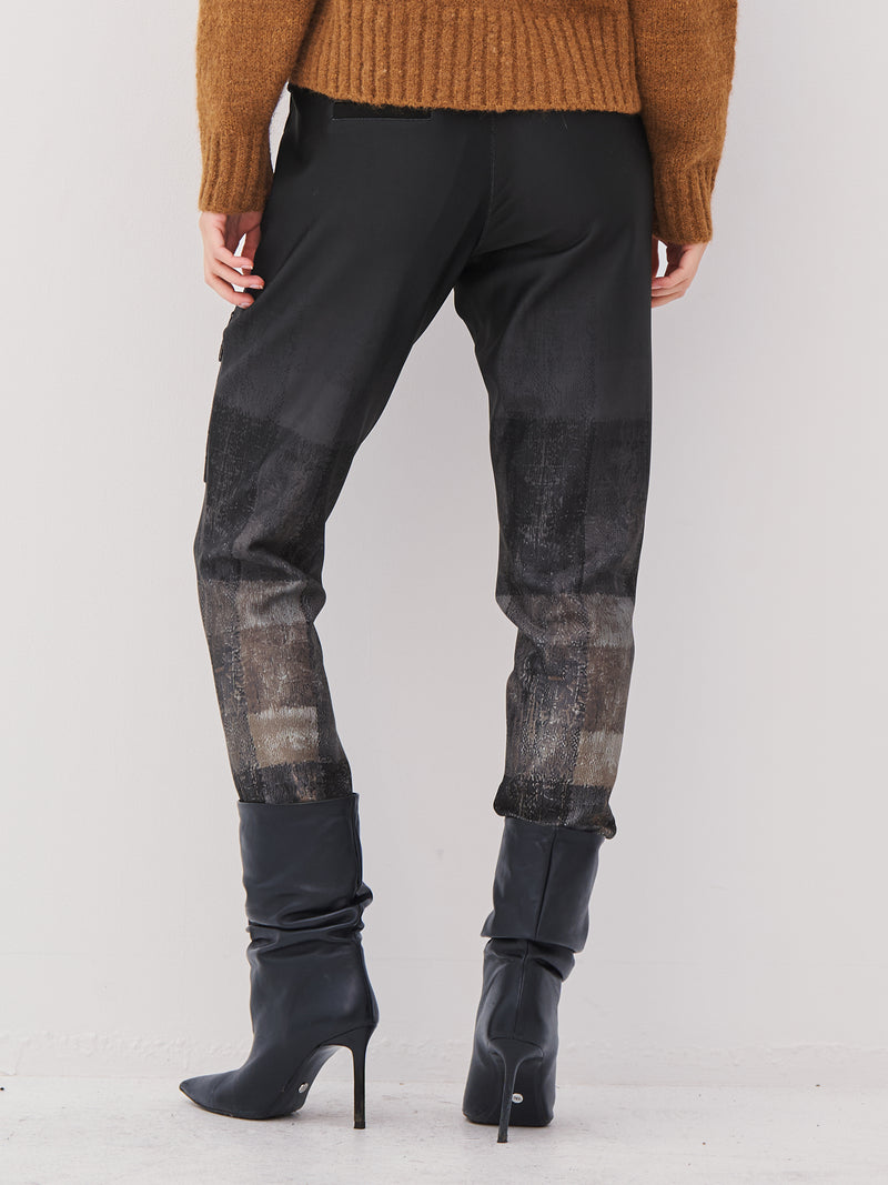 NÜ ANNA trousers Hosen Schwarz mix