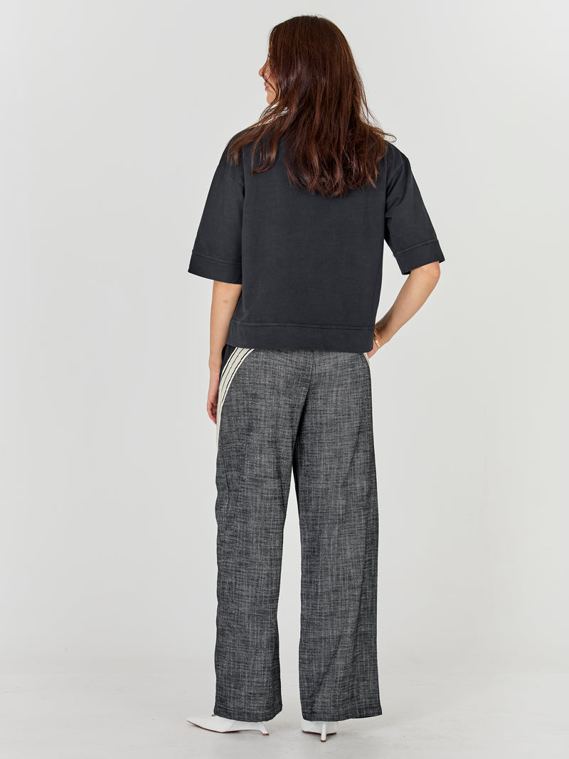 NÜ Alma Sweat Blusen Schwarz
