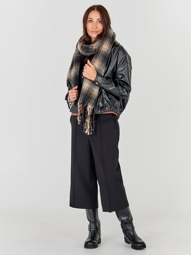 NÜ Aya Schal Accessories Schwarz mix