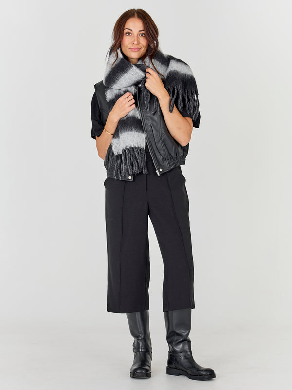 NÜ Aya Schal Streifen Accessories Schwarz mix