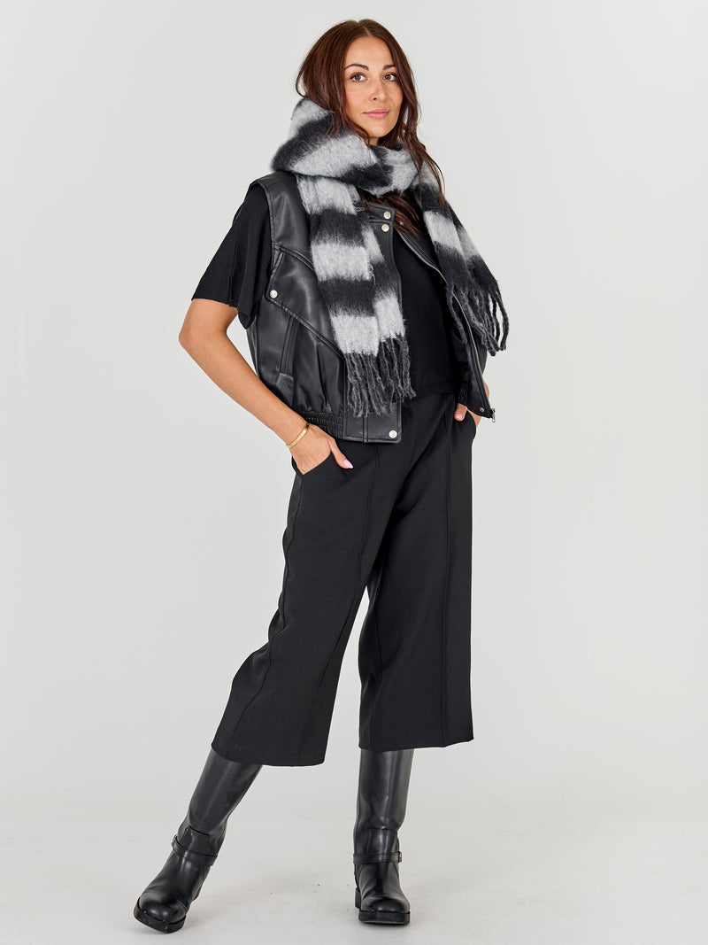NÜ Aya Schal Streifen Accessories Schwarz mix