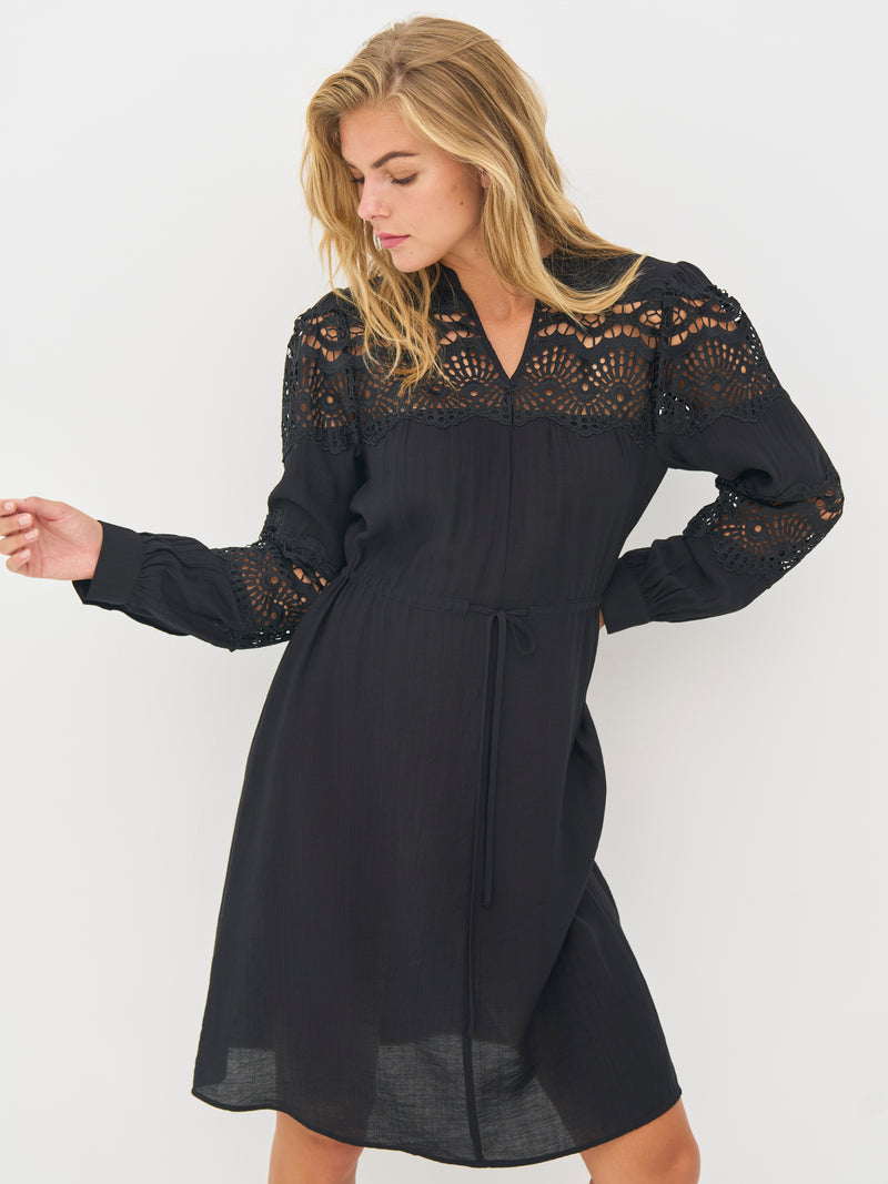 NÜ BACH Kleid Kleider Schwarz