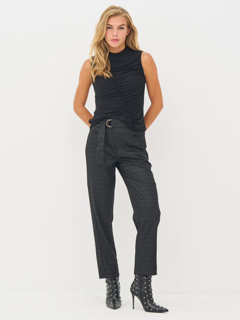 NÜ BETH Oberteil Tops und T-shirts Schwarz
