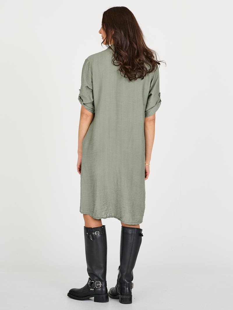NÜ CAITLIN Kleid Kleider 393 Army