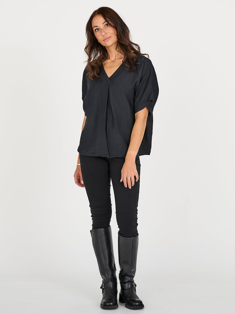 NÜ CINDA blouse Tops und T-shirts Schwarz