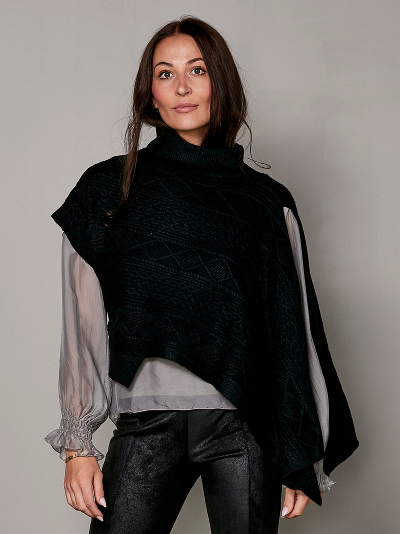 NÜ VILNA Strickponcho Ponchos Schwarz