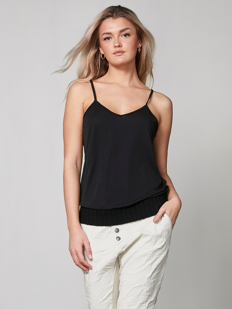 NÜ YADE Top Tops und T-shirts Schwarz