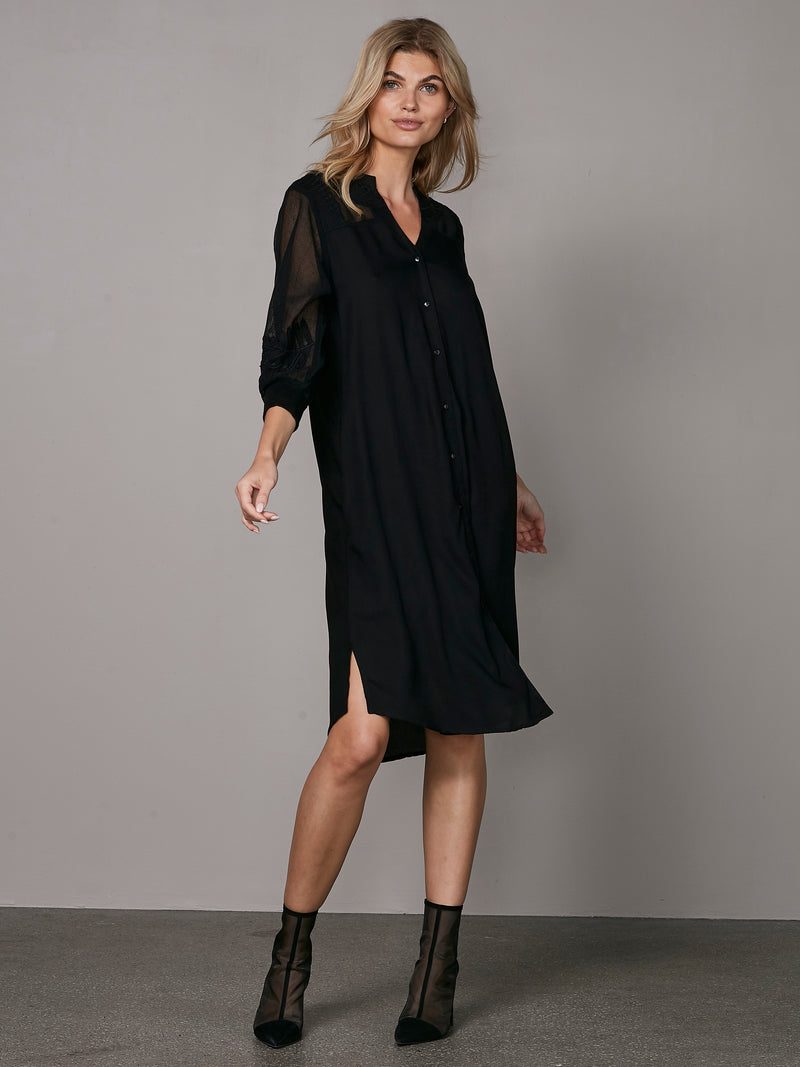 NÜ YAINA Kleid Kleider Schwarz