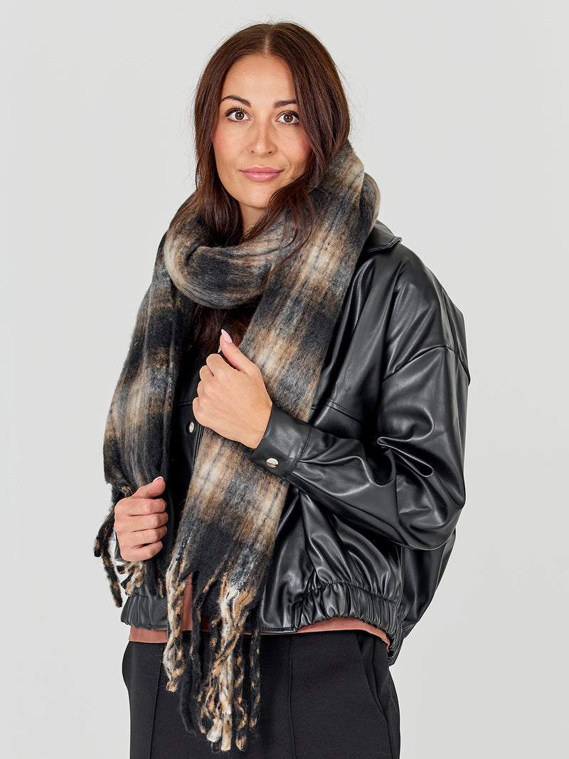 NÜ YUN Jacke Jacken Schwarz