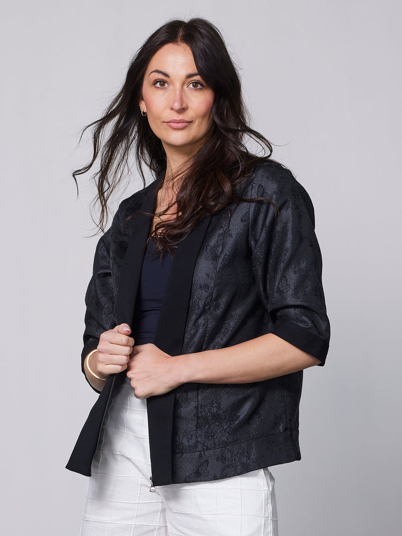 NÜ YURI Bluse Blusen Schwarz