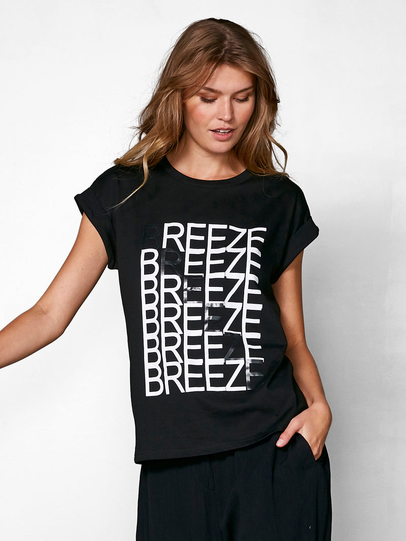 NÜ ZILJA T-Shirt Tops und T-shirts Schwarz