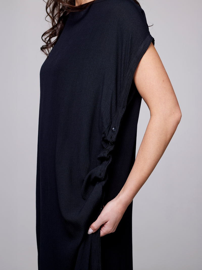 NÜ ZURI Kleid Kleider Schwarz